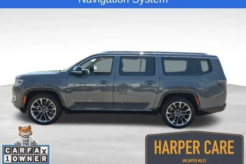 2023 Jeep Wagoneer L Series III photo 1