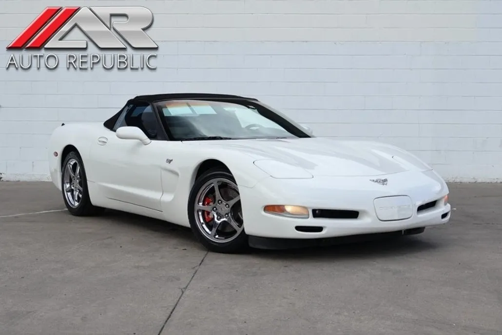 2003 Chevrolet Corvette photo 1