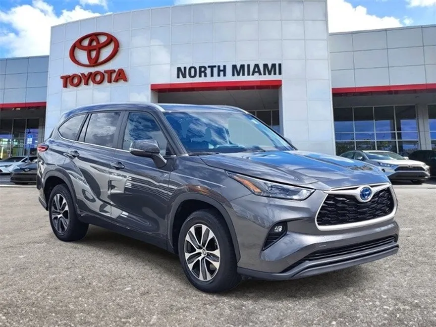 2023 Toyota Highlander Hybrid XLE photo 1