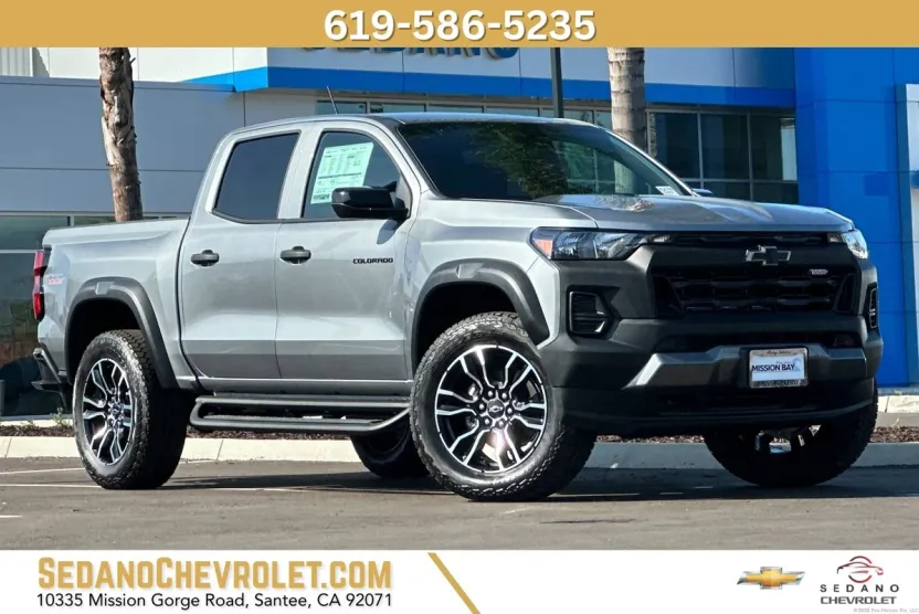 2026 Chevrolet Colorado Trail Boss photo 1