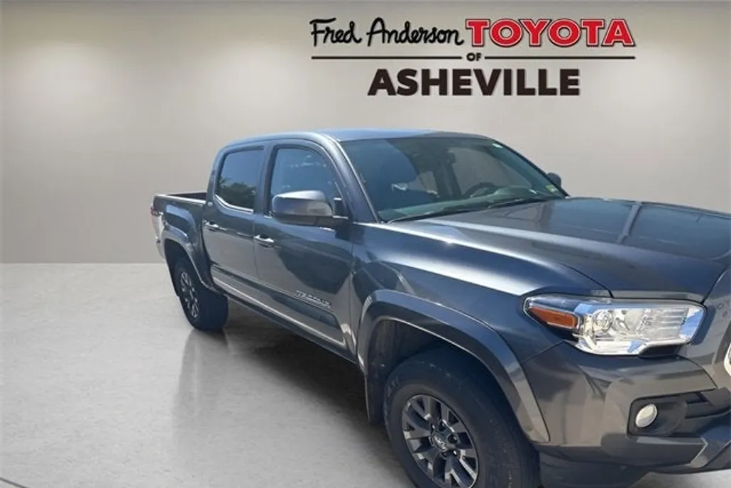2022 Toyota Tacoma SR5 photo 1