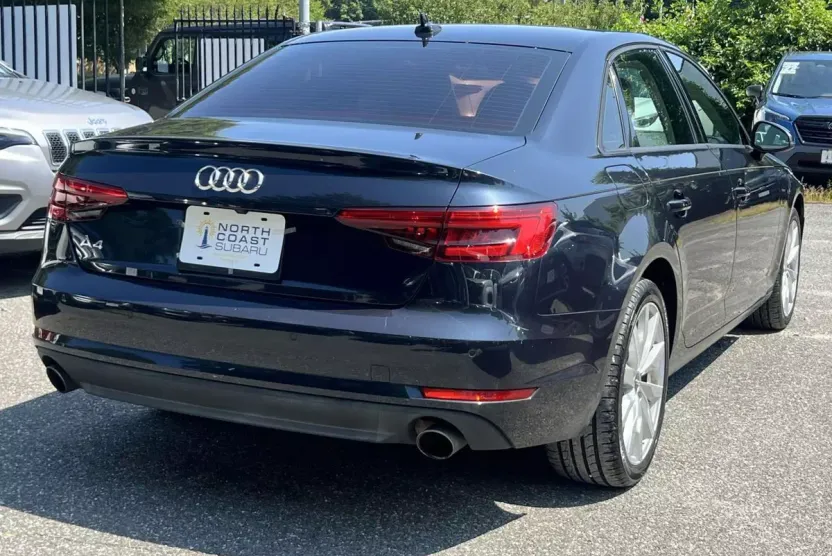 2017 Audi A4 2.0T Premium photo 1