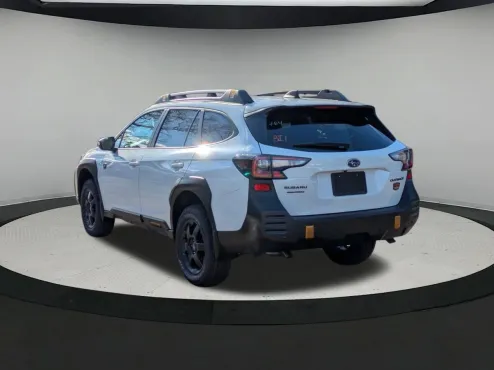 2025 Subaru Outback Wilderness photo 4