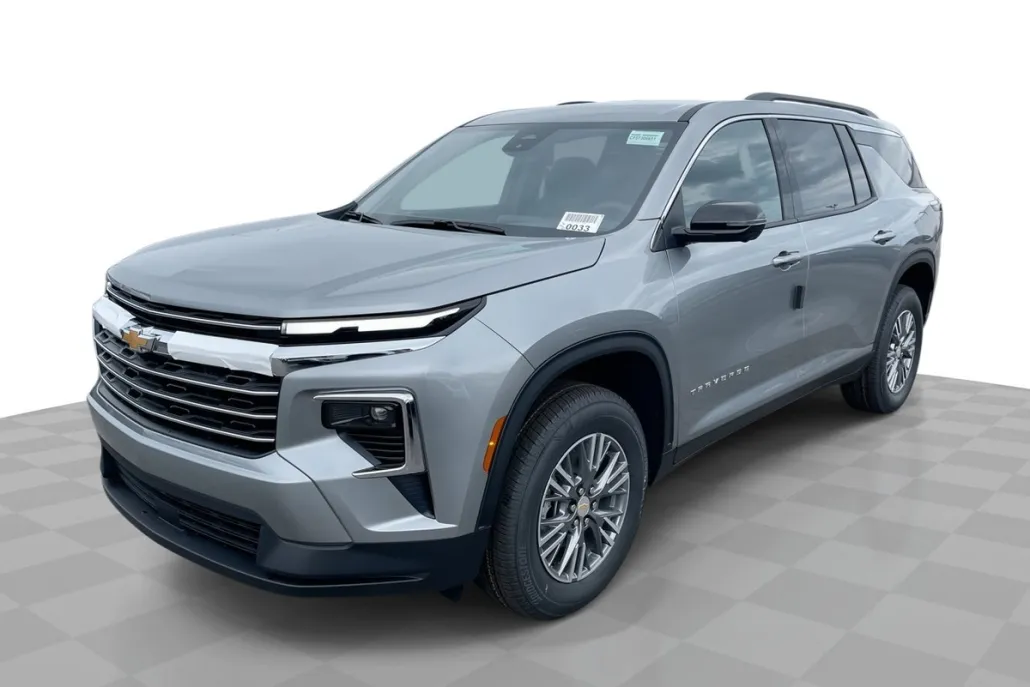 2025 Chevrolet Traverse photo 1
