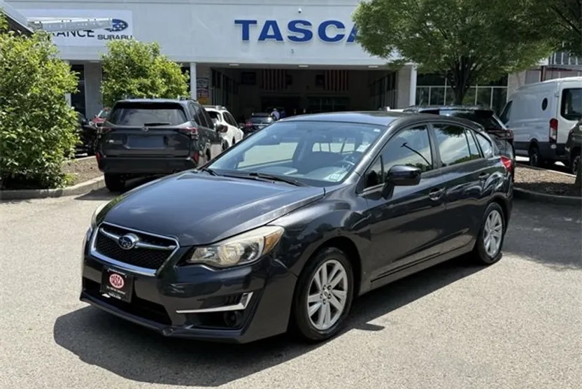 2016 Subaru Impreza 2.0i Premium photo 1