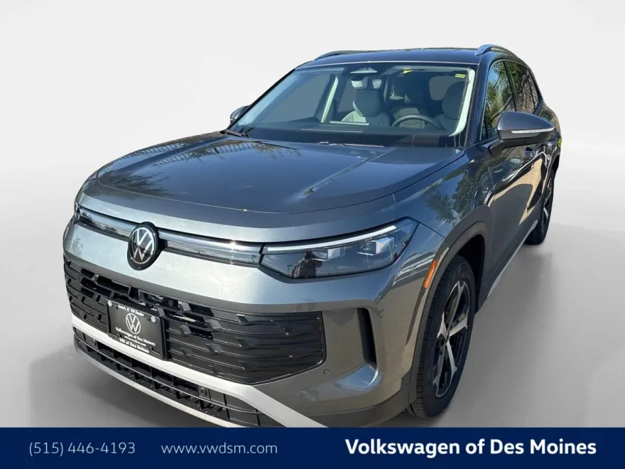 2025 Volkswagen Tiguan SE photo 1