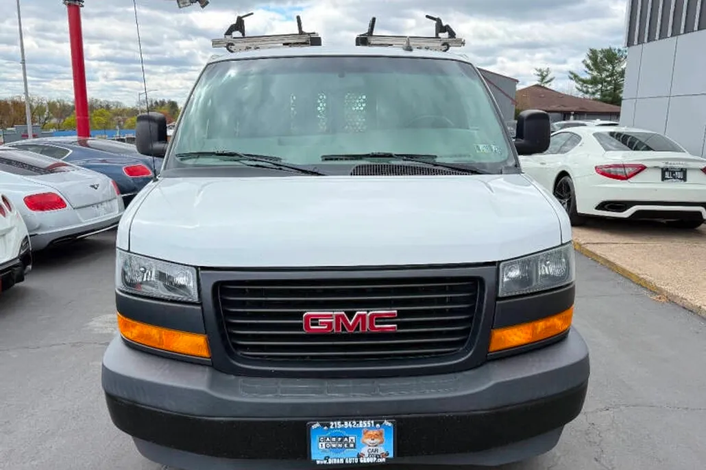2018 Gmc Savana 2500 Cargo photo 1