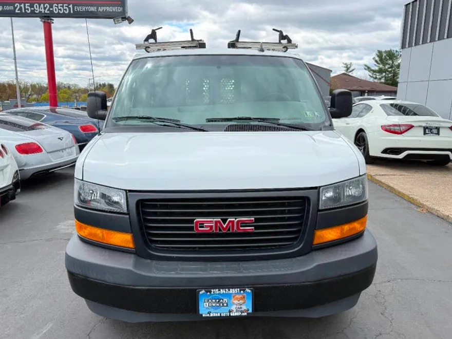 2018 Gmc Savana 2500 Cargo photo 1