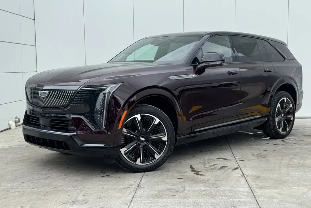2025 Cadillac Escalade IQ Sport photo 1