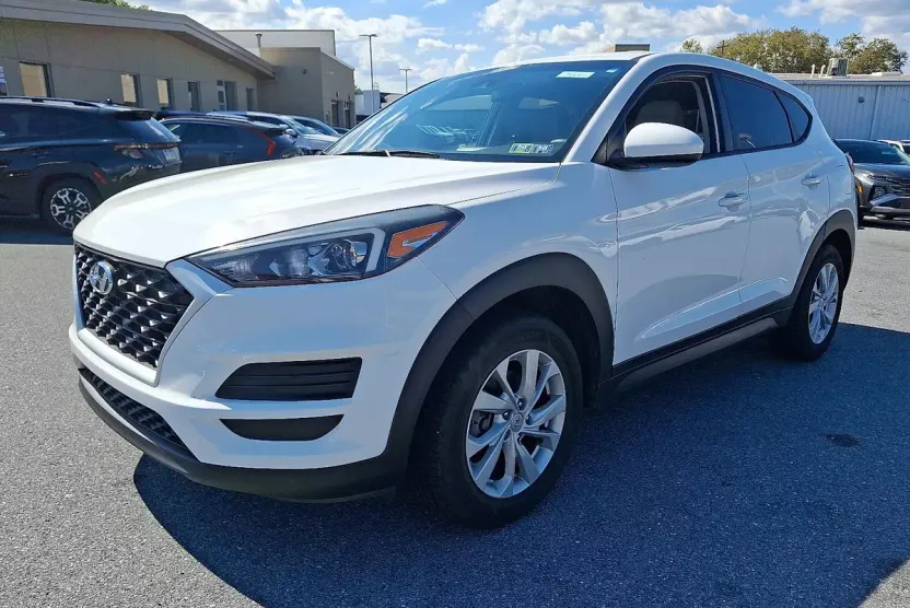 2019 Hyundai Tucson SE photo 1