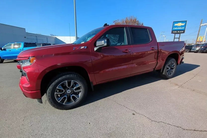 2025 Chevrolet Silverado 1500 RST photo 1