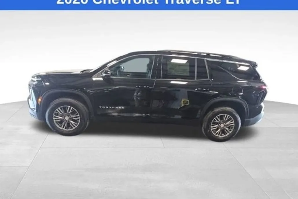 2026 Chevrolet Traverse photo 1
