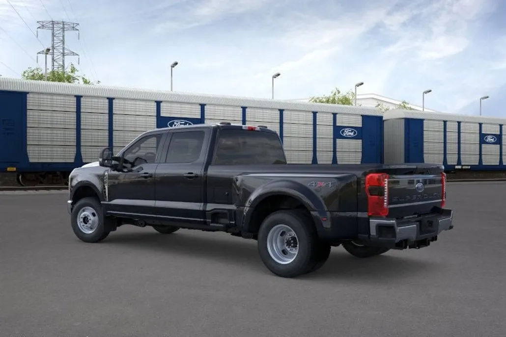 2026 Ford F-350 photo 1