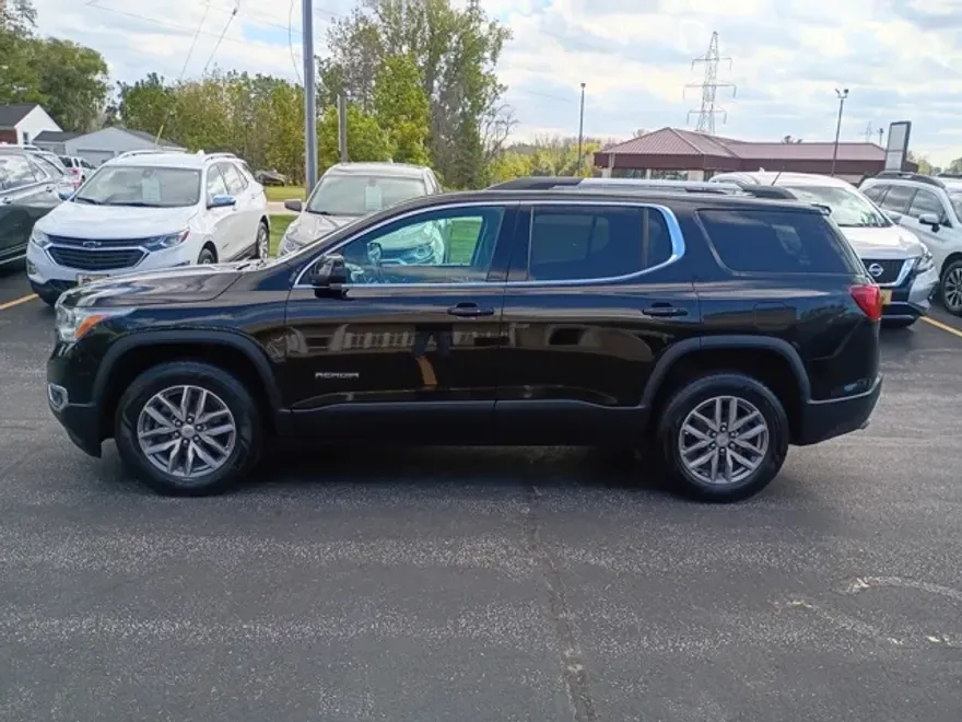 2017 Gmc Acadia SLE photo 1