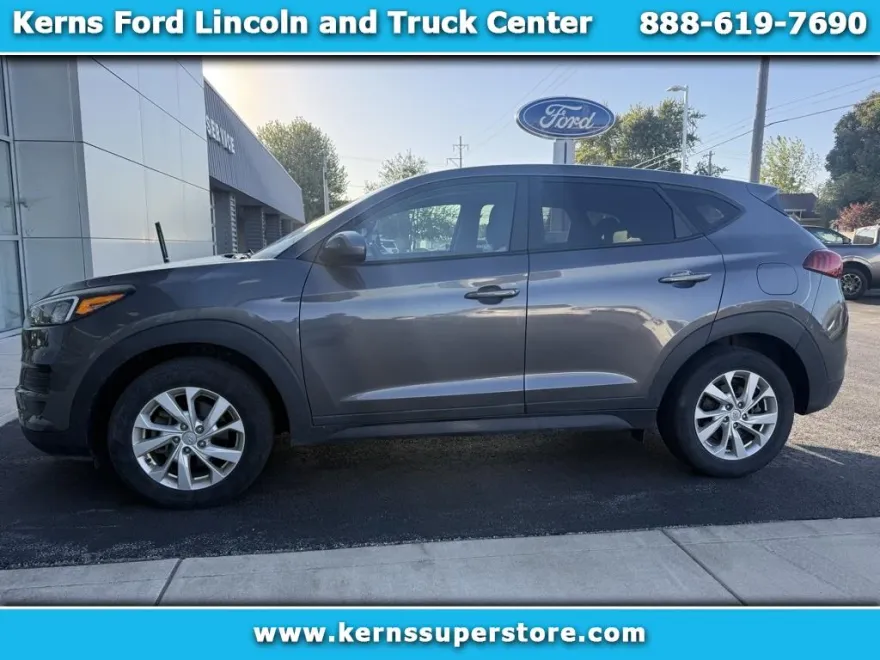 2020 Hyundai Tucson SE photo 1