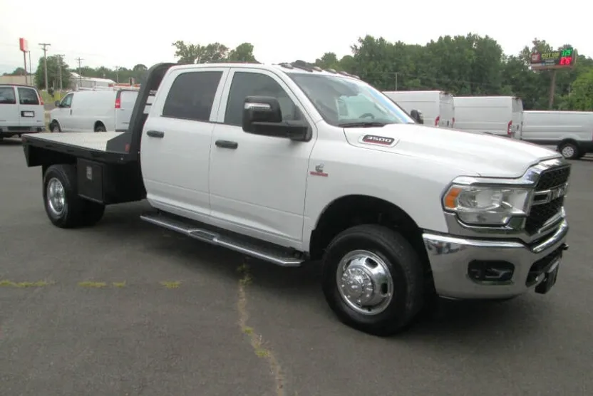2023 Ram 3500 Tradesman photo 1