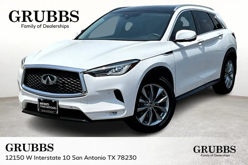 2019 Infiniti QX50 Essential photo 1