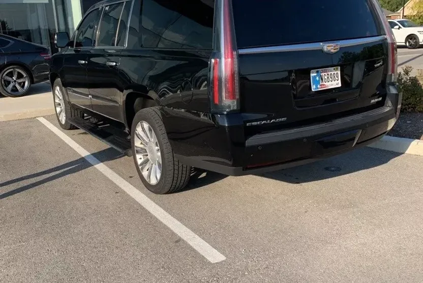 2016 Cadillac Escalade ESV Platinum photo 1