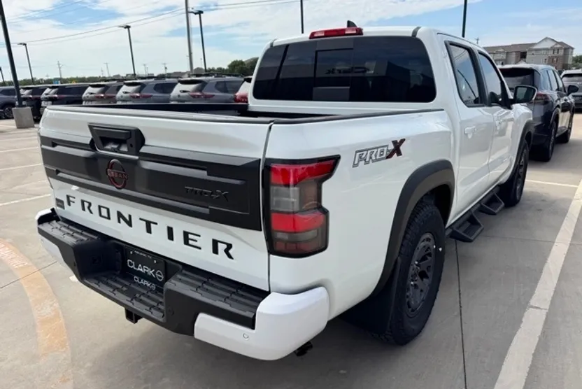 2026 Nissan Frontier PRO-X photo 1