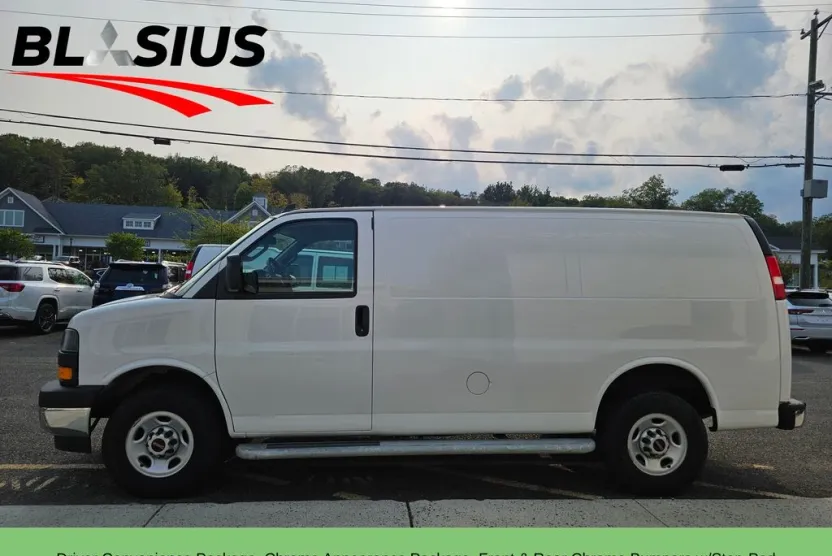 2023 Gmc Savana 2500 Cargo photo 1