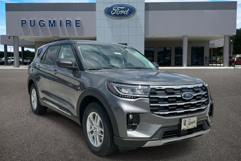 2025 Ford Explorer photo 1