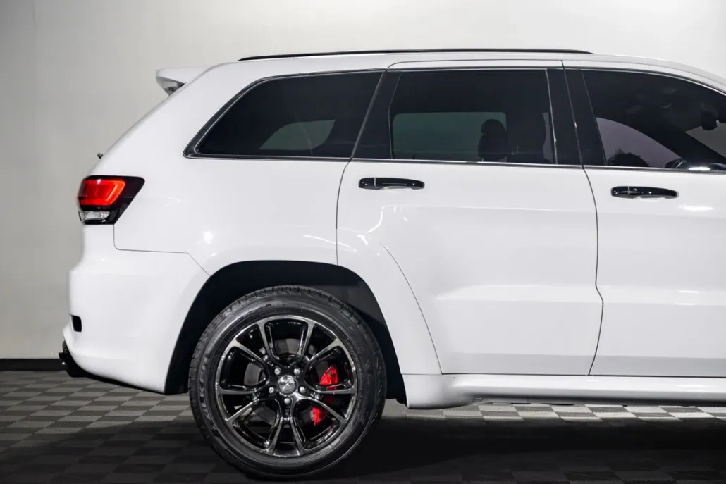 2015 Jeep Grand Cherokee SRT8 Sport photo 1