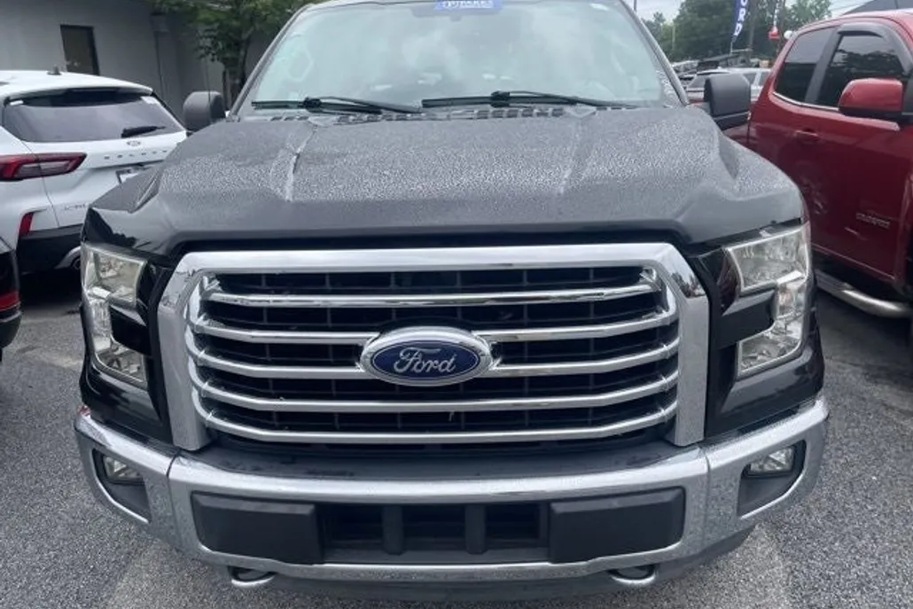 2015 Ford F-150 XLT photo 1