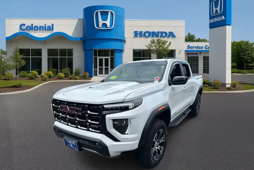 2024 Gmc Canyon AT4 photo 1