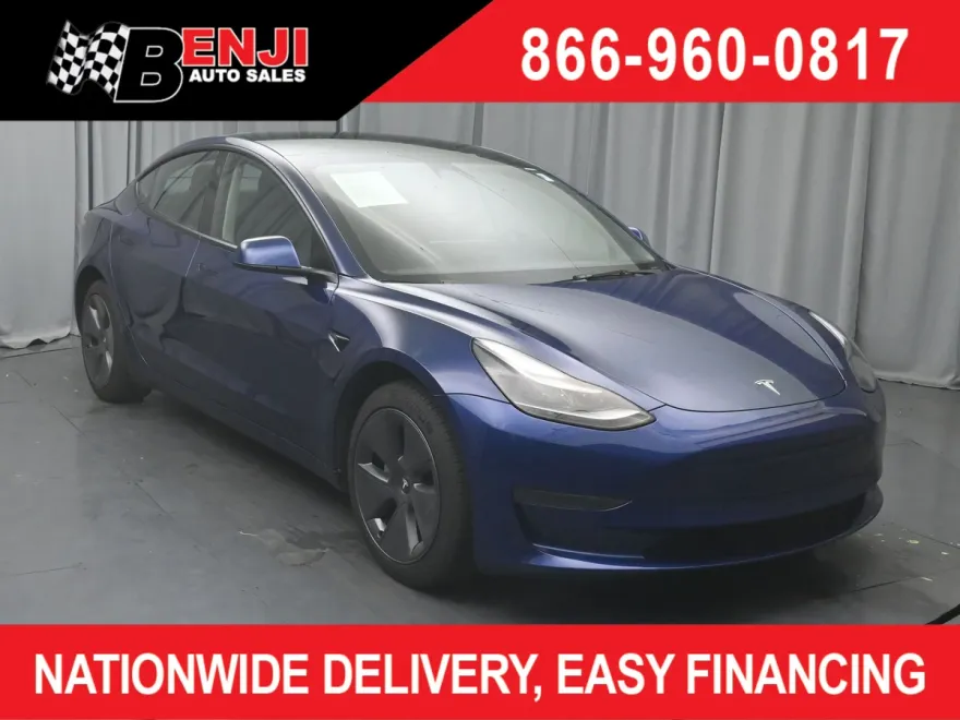 2023 Tesla Model 3 photo 1