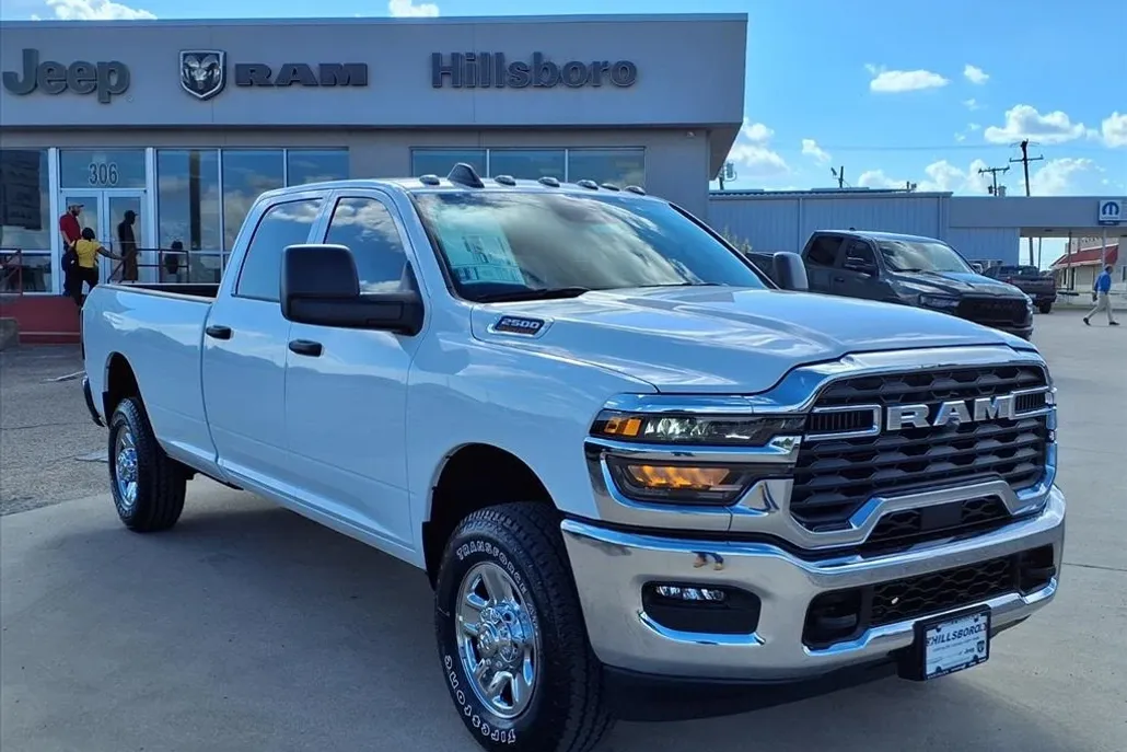 2026 Ram 2500 Tradesman photo 1