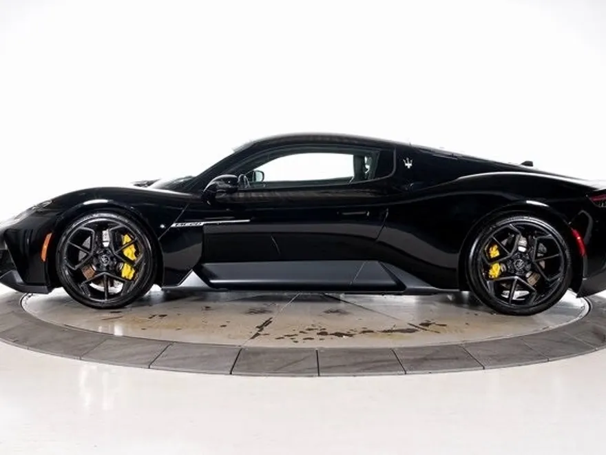2022 Maserati MC20 Base photo 1