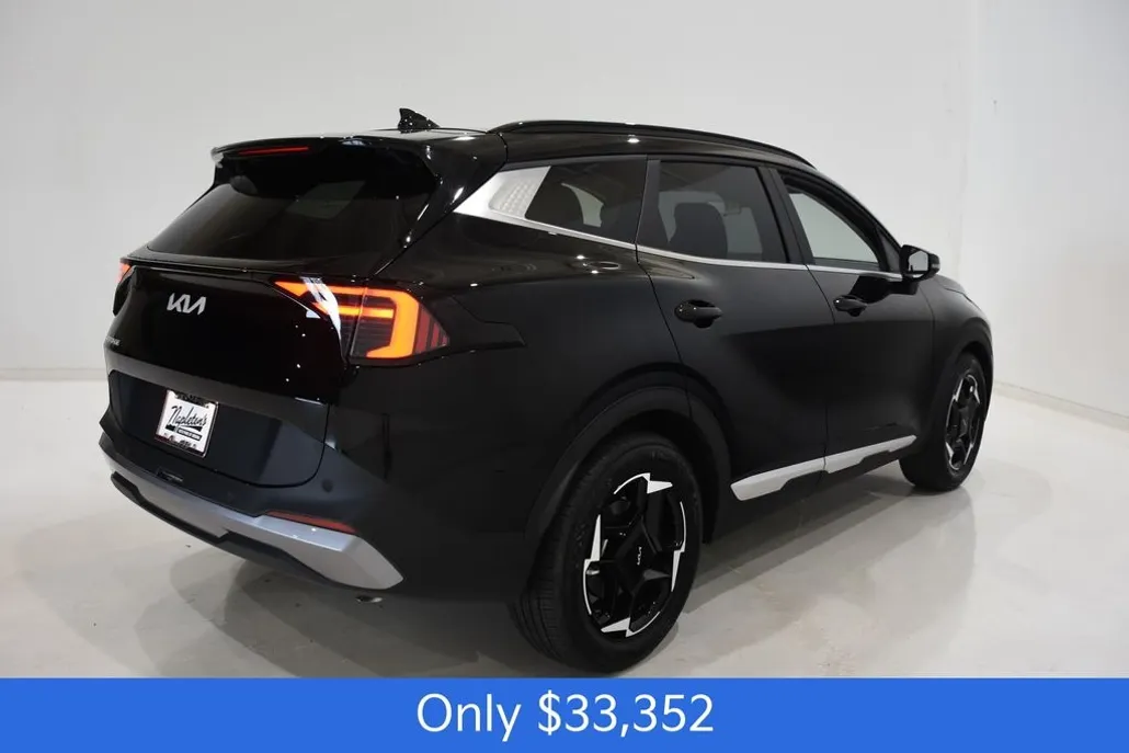 2026 Kia Sportage EX photo 1