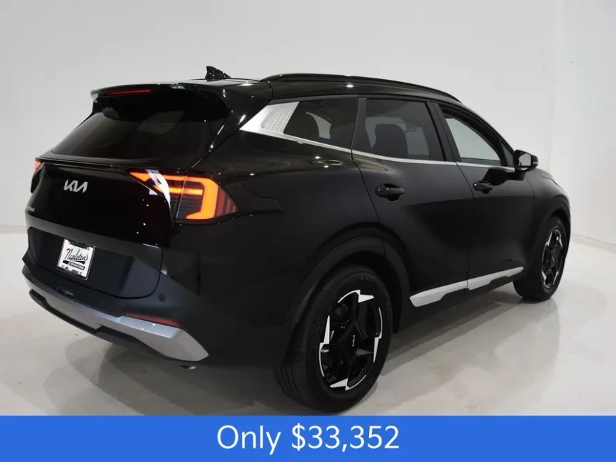 2026 Kia Sportage EX photo 1