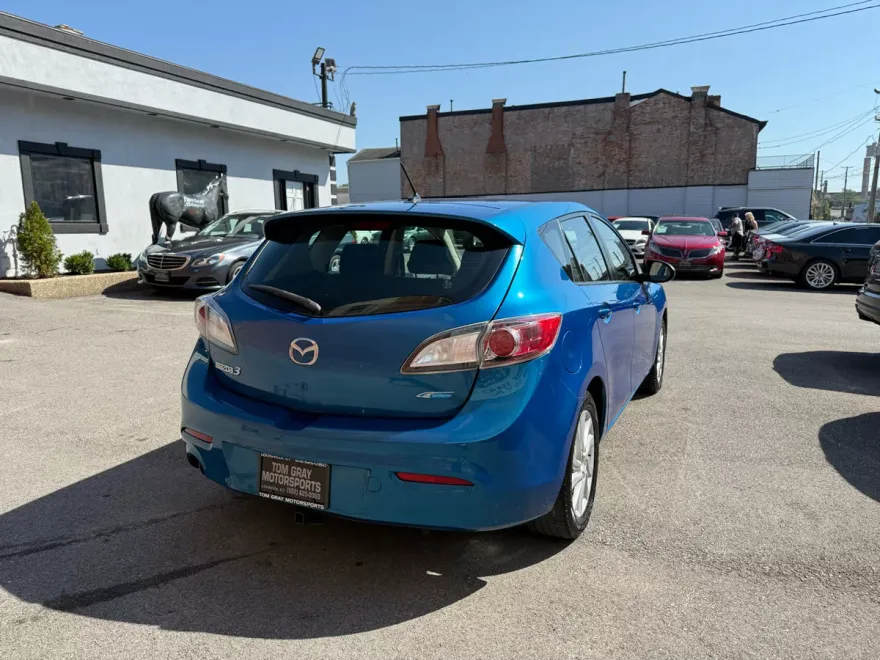 2012 Mazda Mazda3 Touring photo 1