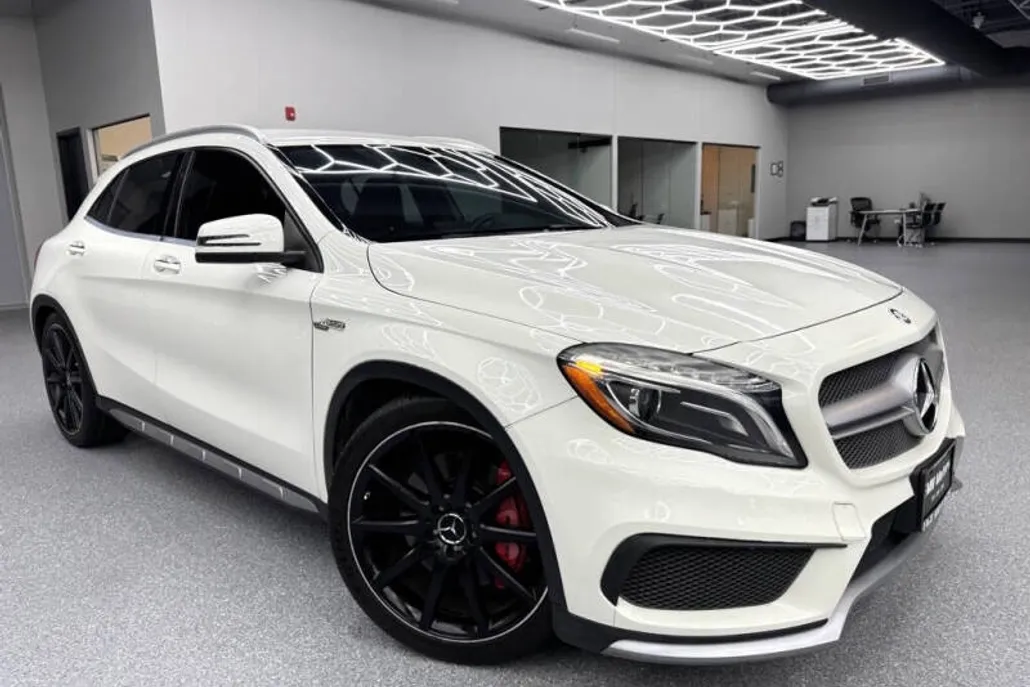 2015 Mercedes Benz GLA 45 AMG photo 1