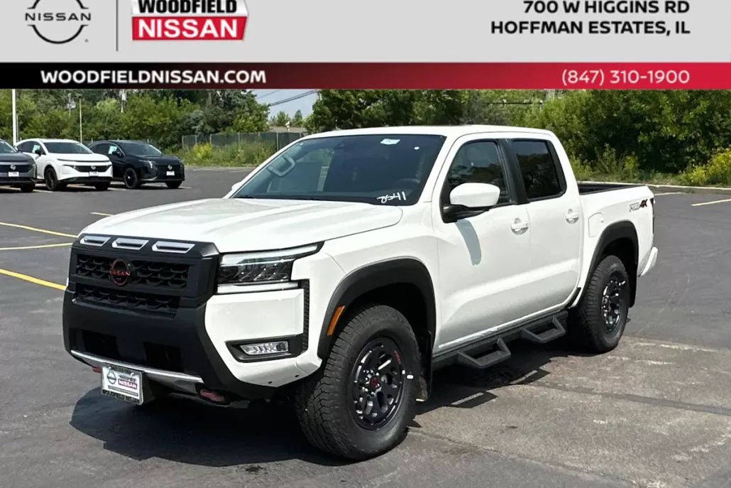 2025 Nissan Frontier PRO-4X Crew Cab photo 1
