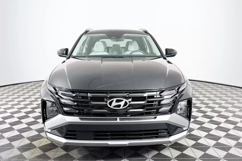 2025 Hyundai Tucson SEL photo 1