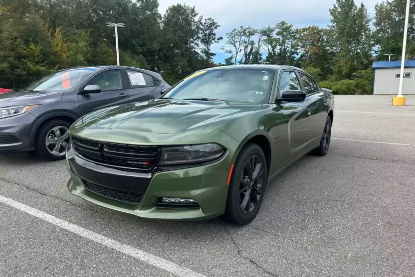 2022 Dodge Charger SXT photo 1