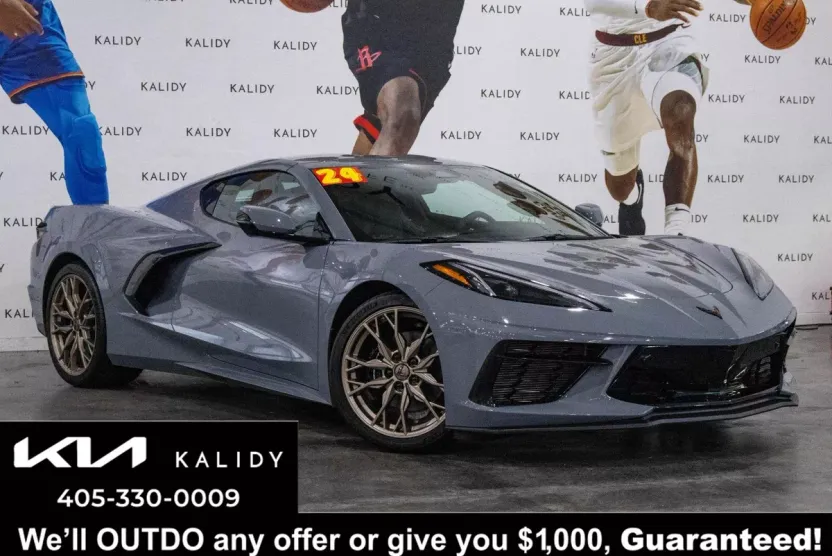 2024 Chevrolet Corvette 2LT photo 1
