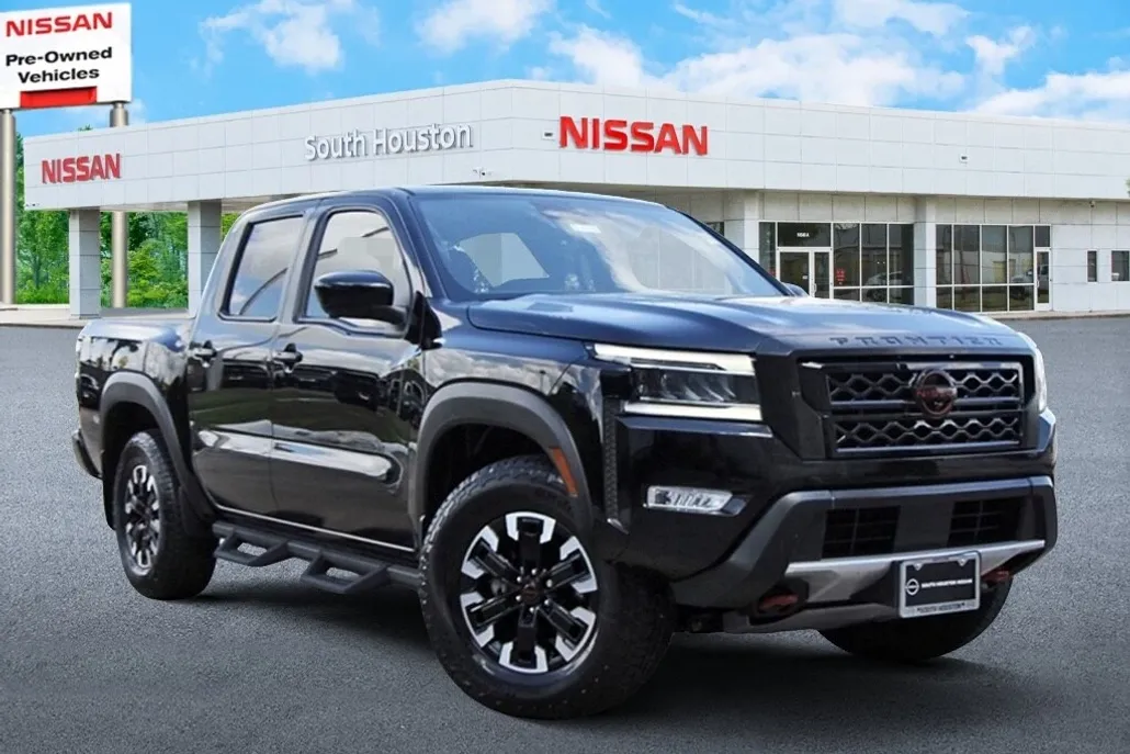 2024 Nissan Frontier PRO-4X photo 1