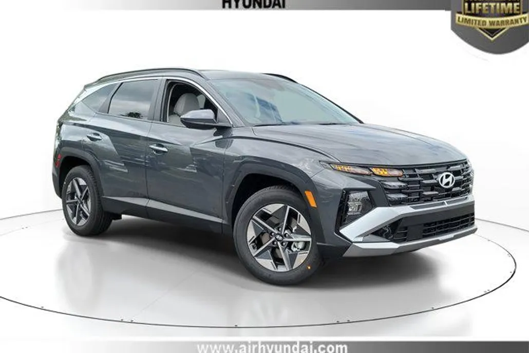 2026 Hyundai Tucson SEL photo 1