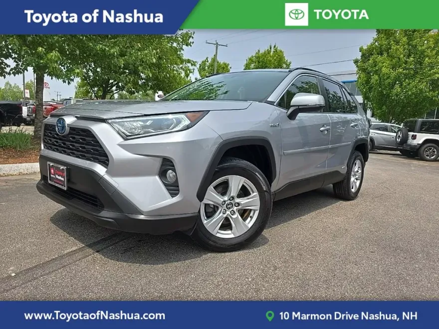 2020 Toyota RAV4 Hybrid XLE photo 1