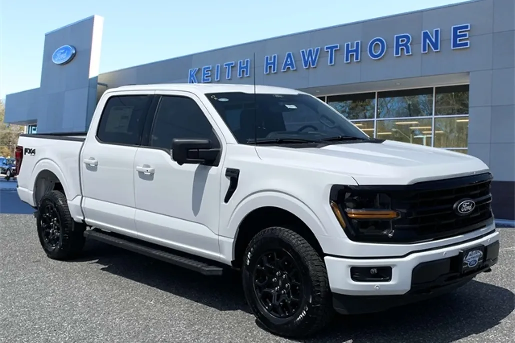 2025 Ford F-150 XLT photo 1