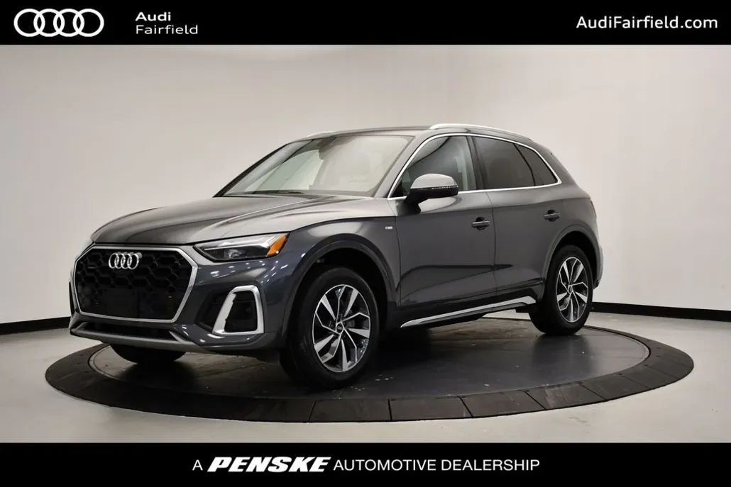 2023 Audi Q5 45 S line Premium Plus photo 1