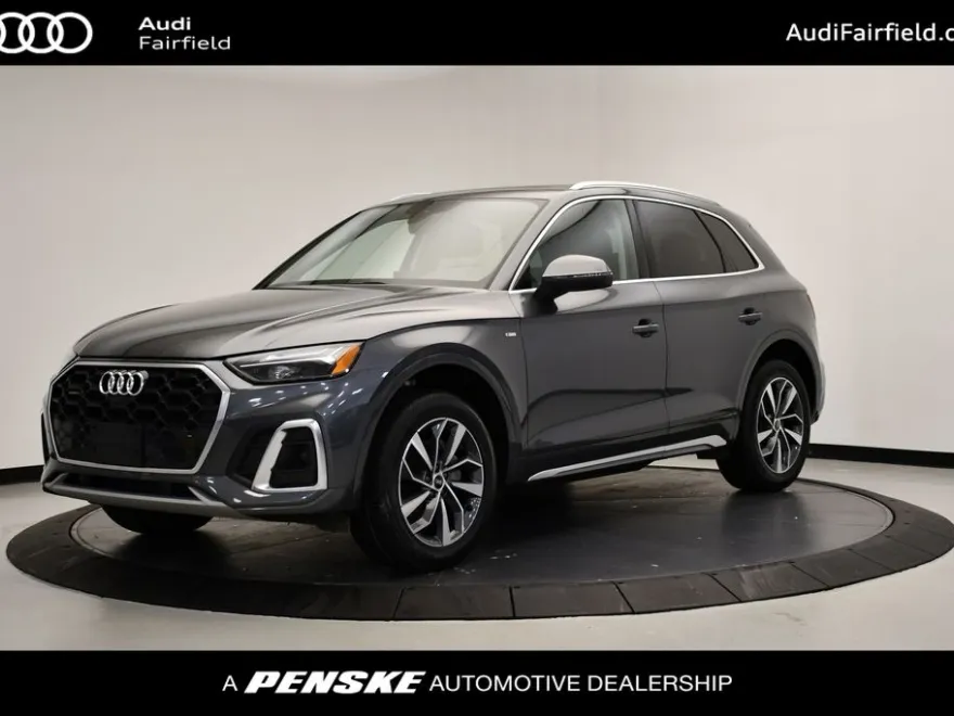 2023 Audi Q5 45 S line Premium Plus photo 1
