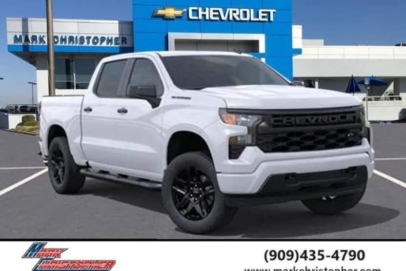2025 Chevrolet Silverado 1500 Custom photo 1