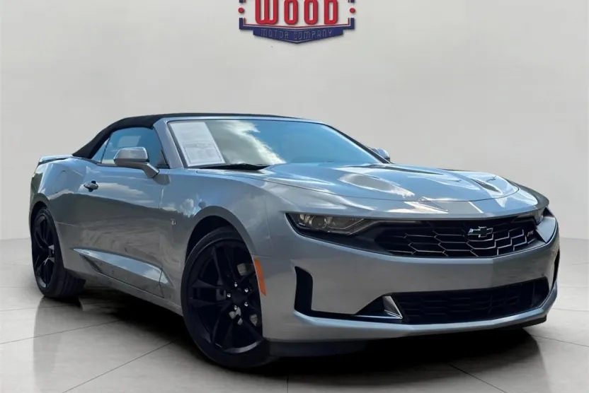 2024 Chevrolet Camaro 2LT photo 1