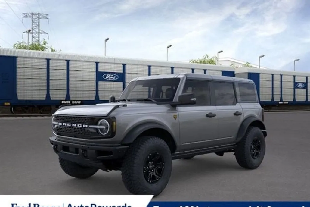 2025 Ford Bronco Badlands photo 1
