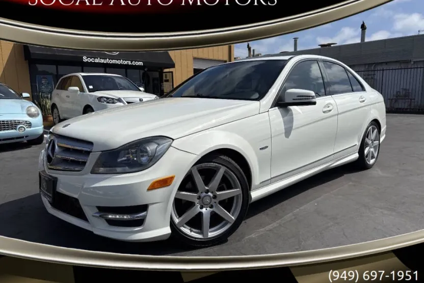 2012 Mercedes Benz C 250 Luxury photo 1