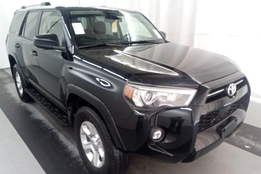 2024 Toyota 4Runner SR5 photo 1